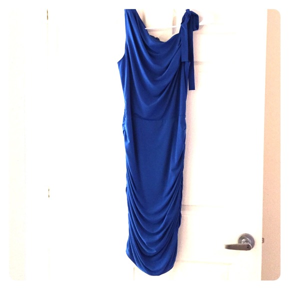 Jessica Simpson blue cocktail dress.