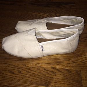 White glitter Toms