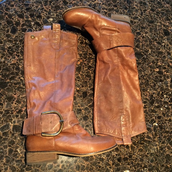 Pegggie boots