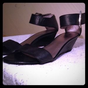 Nine West heel