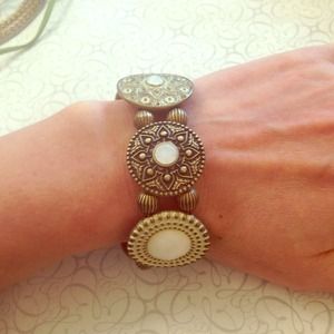 Lia Sophia bundle- necklace bracelet & slide