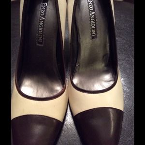 Enzo Angolini sz61/2 pump