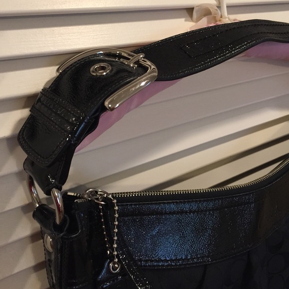 Coach black hobo style handbag - Picture 3 of 4