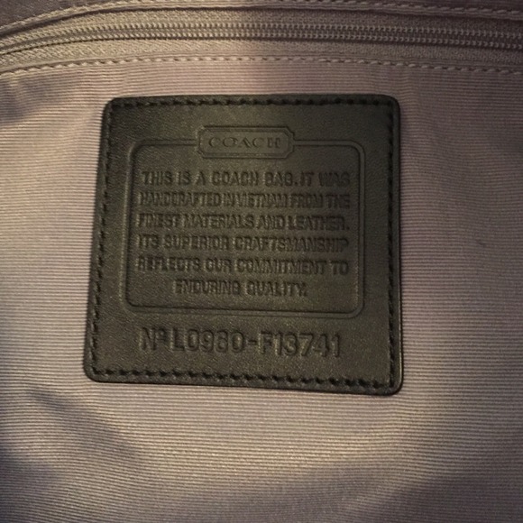 Coach black hobo style handbag - Picture 4 of 4