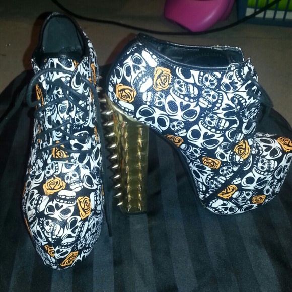 Hi heels