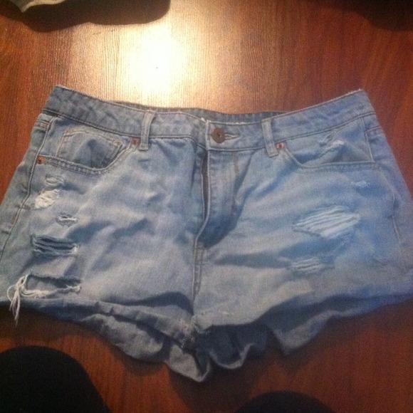 Bethany mota high wasted shorts