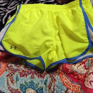 Bright yellow and blue underarmour shorts!