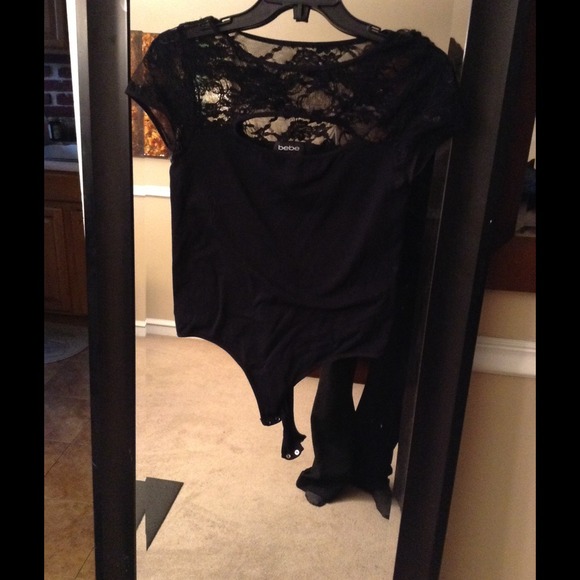 Bebe top