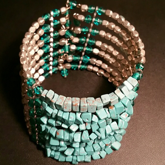 Bracelet - Picture 1 of 3