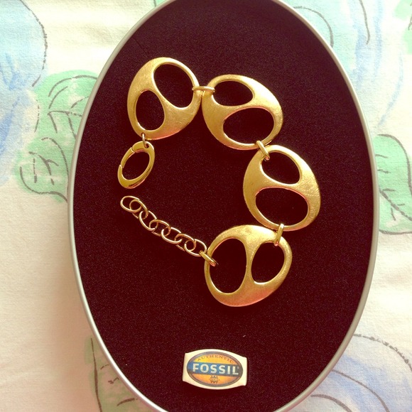 Fossil bracelet - Picture 1 of 4