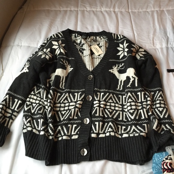 Forever 21 sweater