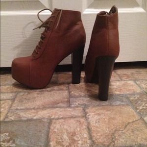 Brown ankle boots