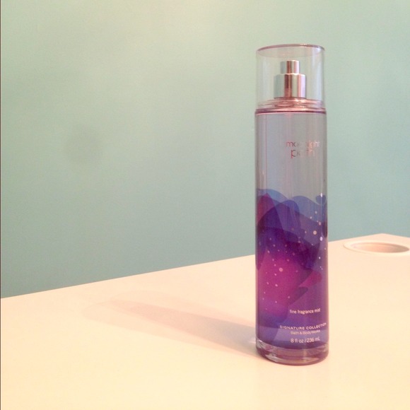 Moonlight path Bath and Body Works fragrance mist