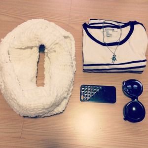 Thick Snow White Infinity Scarf
