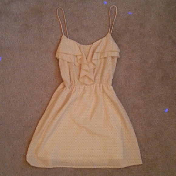 Charlotte Russe Patterned Dress - Picture 1 of 4