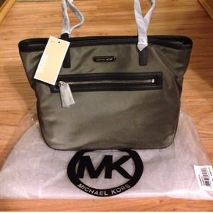 Micheal Kors tote bag