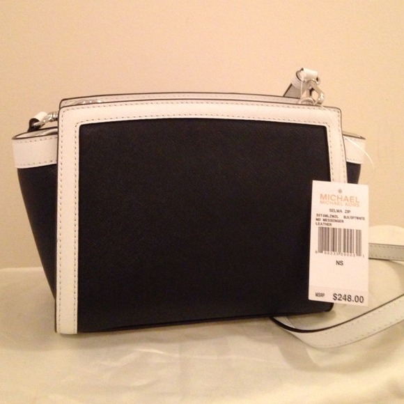 Michael Kors Selma Saffiano Leather Mini Crossbody - Picture 2 of 4