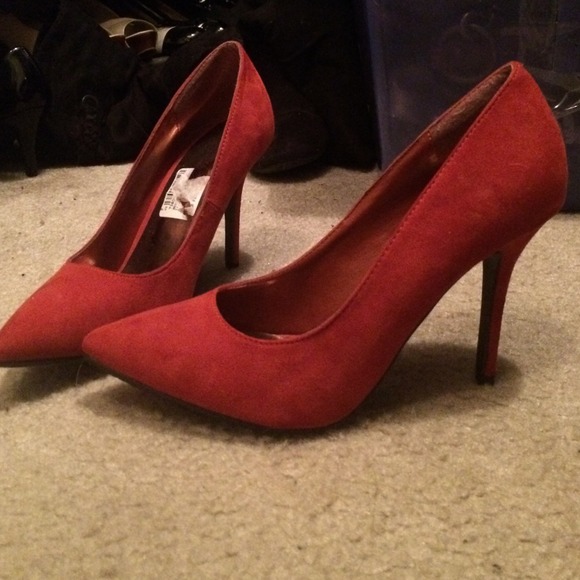 Never worn! Rust Red Stilletto Heels