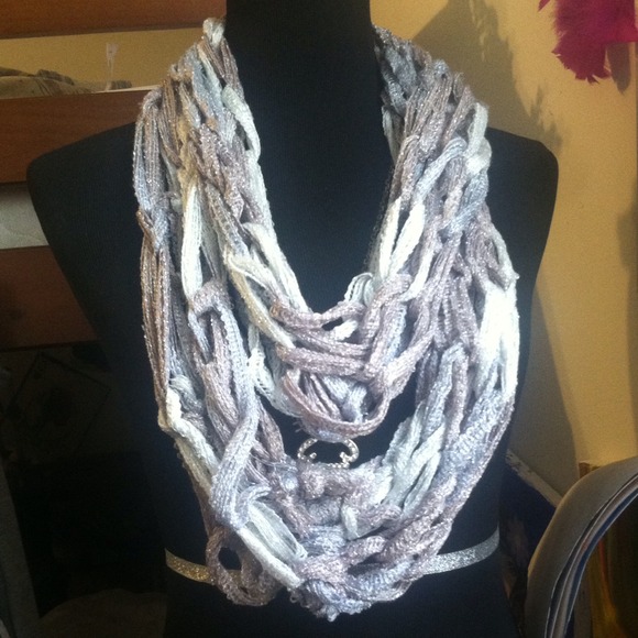 Arm Kitted Scarf