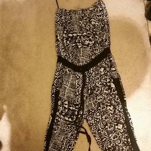 Tribal jumper