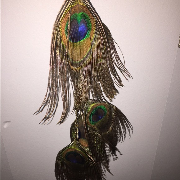 SALE ❤️ Betsey Johnson Peacock Necklace