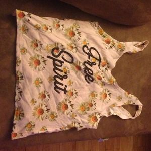 Free spirit shirt ❌BUNDLED❌