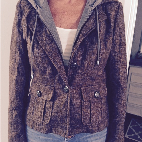 Acrylic/polyester Jacket built in fleece hoodie. - Picture 3 of 4