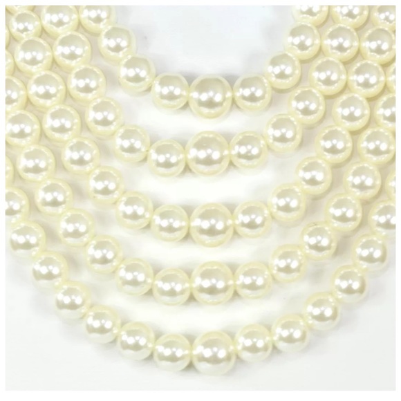 TS 5 Strand White Faux Pearl Necklace - Picture 3 of 4