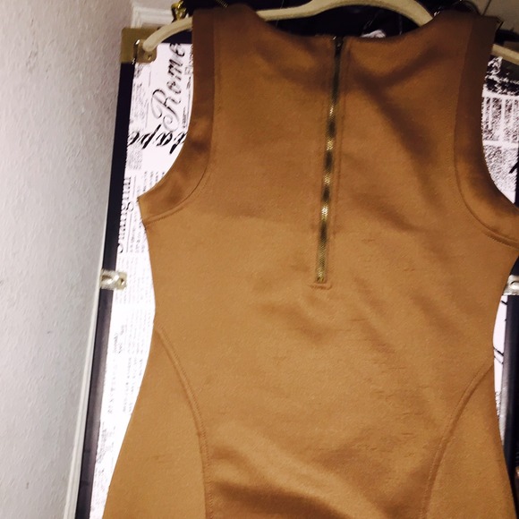 Fitted dress, never been worn out. - Picture 4 of 4