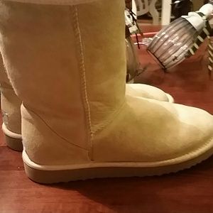 Yellow ugg boots