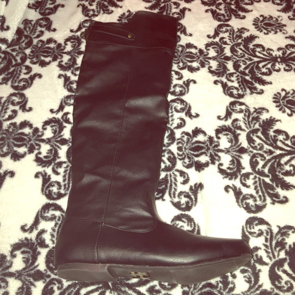 Charlotte Russe Boots - Super cute black knee high boots!