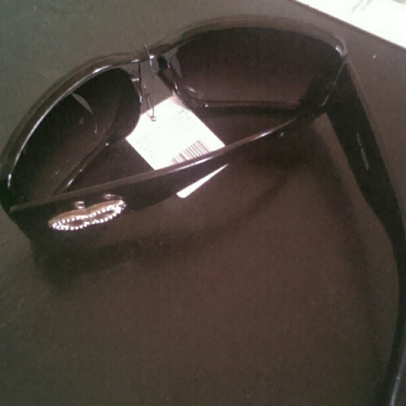 Sunglasses - Picture 2 of 3