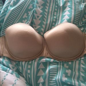 Strapless bra