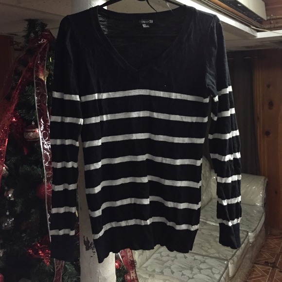 Black and white striped casual long sleeved shirt