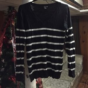 Black and white striped casual long sleeved shirt
