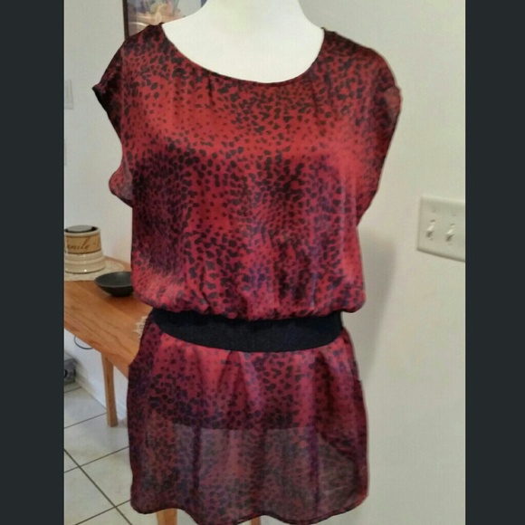 Leopard print top