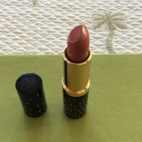 Estée Lauder lip stick sugar