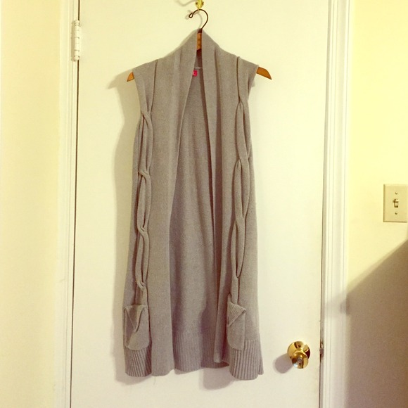 Gray, Sleeveless, Long Cardigan