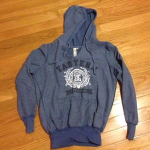 Sporty fitted sweatshirt!!!