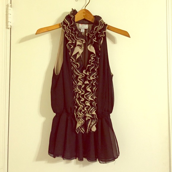 Elegant, Victorian Ruffled Sleeveless Shell