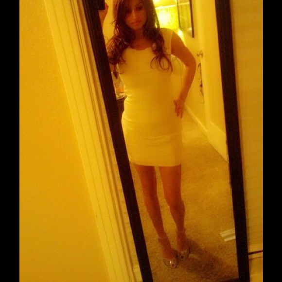 G By Guess Dress-bundled in trade - Picture 2 of 2