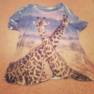 Giraffe shirt!