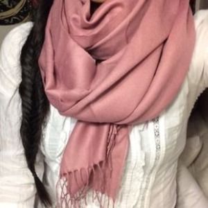 Accessories - Scarf bundle Accessories - Scarf bundle