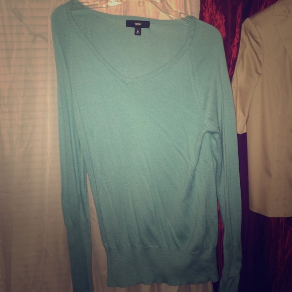 Light teal blue sweater