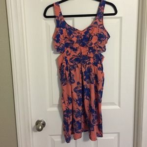 Summer dress in peach/pink and blue