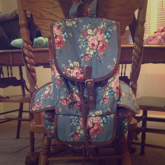 Floral Book-bag.