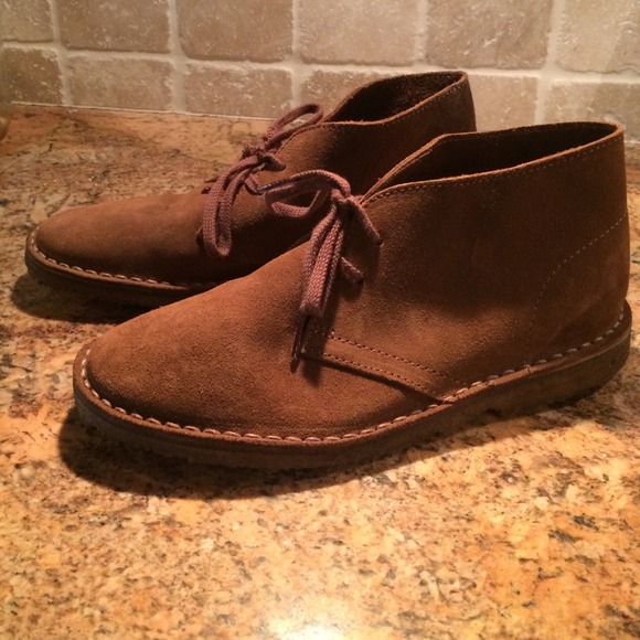 J Crew brown Chukkas. Unisex.