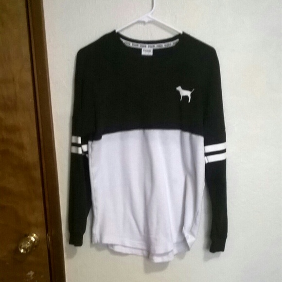 Vs varsity crew neck