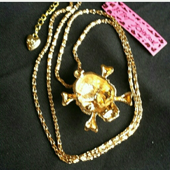 Skull & Cross bones necklace - Picture 3 of 4