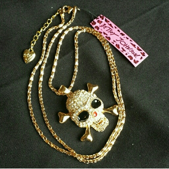 Skull & Cross bones necklace - Picture 4 of 4